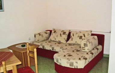 Apartment Larma 1