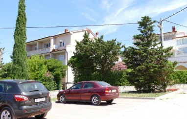 Apartments Vlado Tonšić