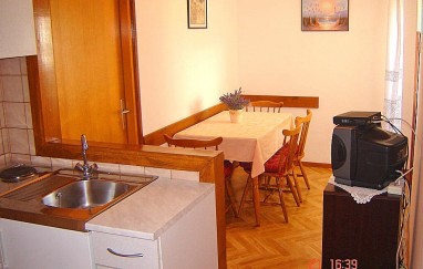 Apartment Brna Ljubica 1